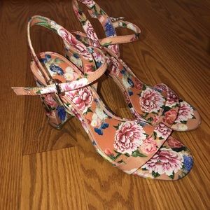 FLORAL HIGH HEEL SANDALS